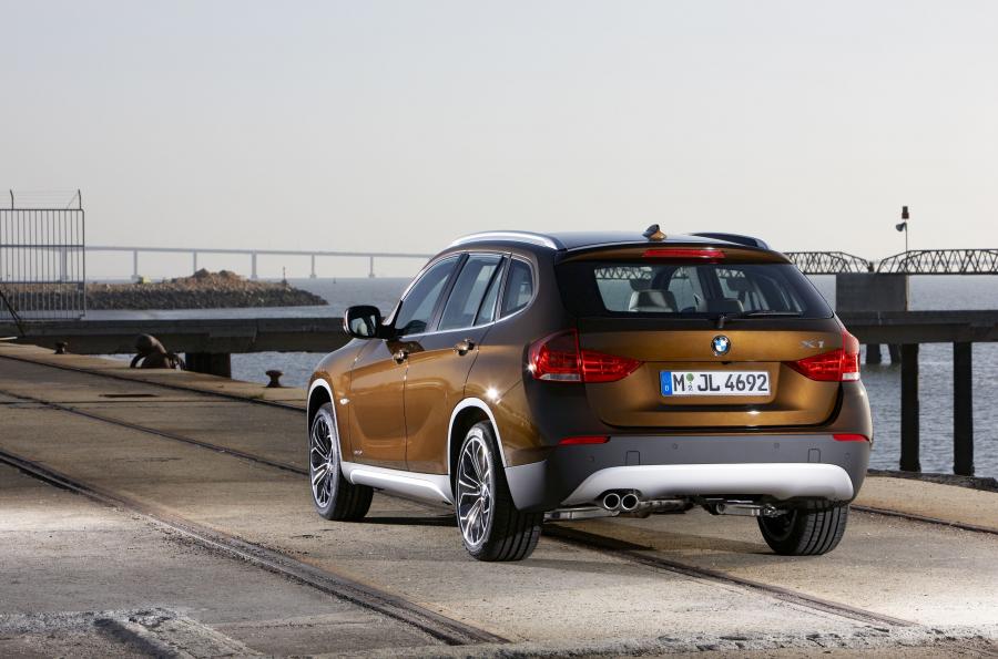 BMW X1 2009 года  (фото 174 из 190)